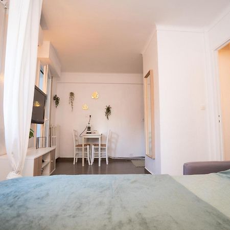 Location Studio Avec Loggia Apartamento Antibes Exterior foto